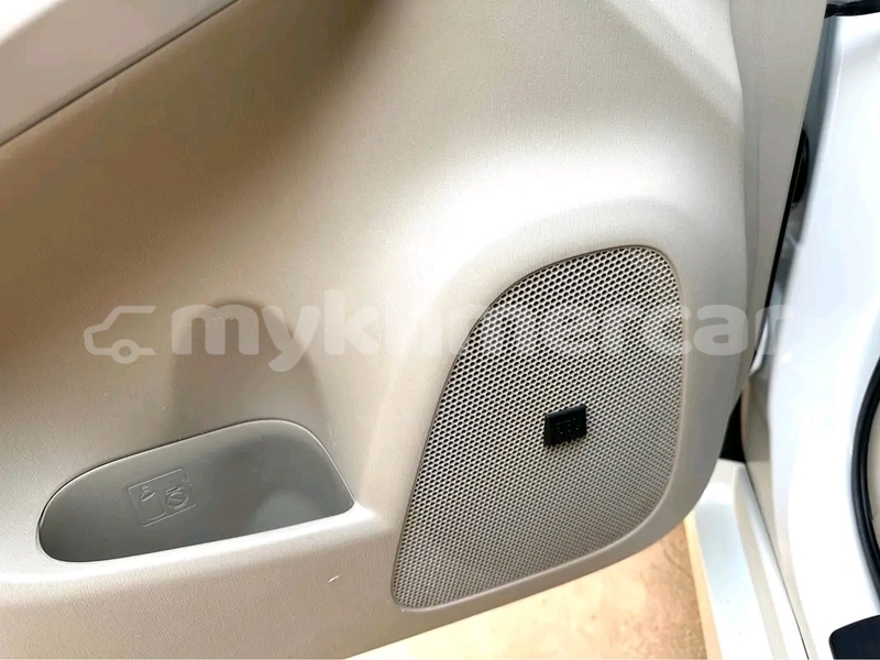 Big with watermark toyota prius kampong speu province chbar mon 9786