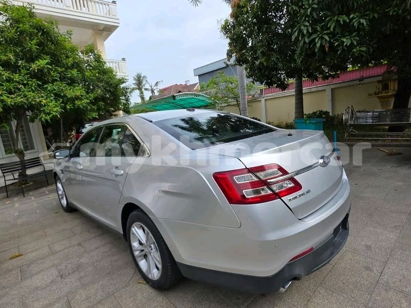 Big with watermark ford taurus kampong speu province chbar mon 9787