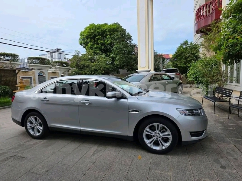 Big with watermark ford taurus kampong speu province chbar mon 9787