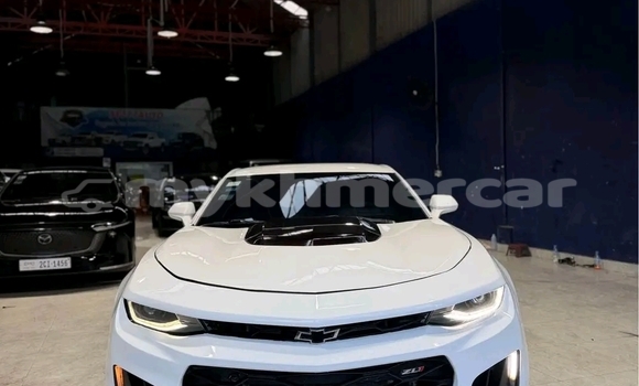 Buy Used Chevrolet Camaro White Car in Chbar Mon in Kampong Speu Province Buy Used Chevrolet Camaro White Car in Chbar Mon in Kampong Speu Province