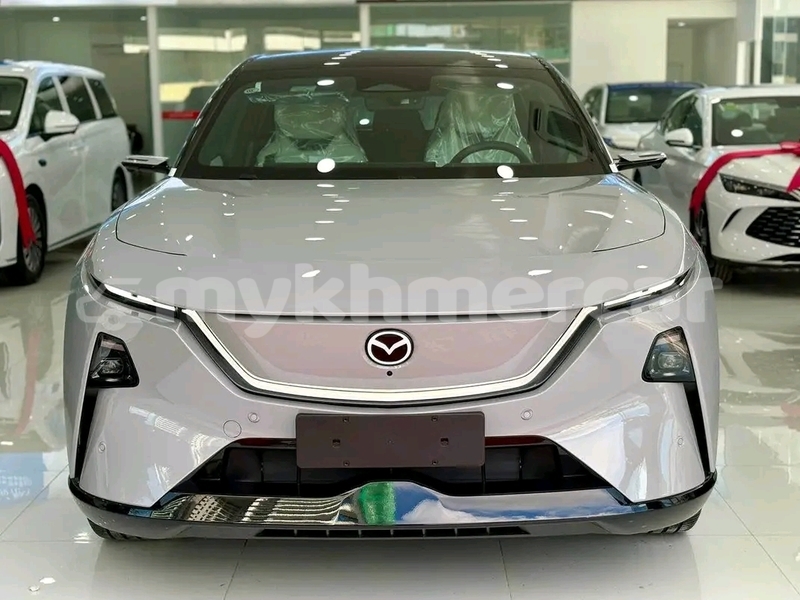 Big with watermark mazda eunos 300 kampong speu province chbar mon 9789