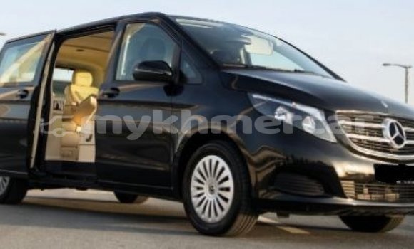 Buy Import Mercedes-Benz 250 Black Car in Import - Dubai in Kampot Province