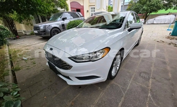 Buy Used Ford Ikon White Car in Chbar Mon in Kampong Speu Province Buy Used Ford Ikon White Car in Chbar Mon in Kampong Speu Province