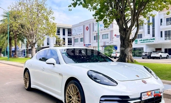 Buy Used Porsche Panamera White Car in Bavet in Svay Rieng Province Buy Used Porsche Panamera White Car in Bavet in Svay Rieng Province