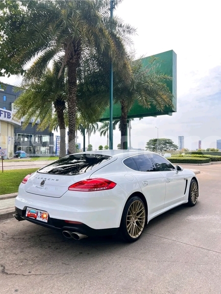 Big with watermark porsche panamera svay rieng province bavet 9798