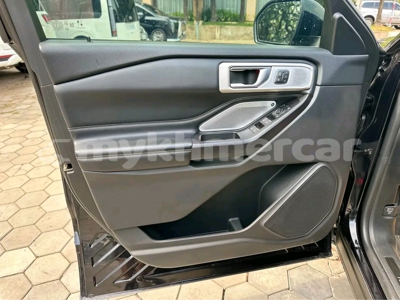 Big with watermark ford explorer kep province kep 9800