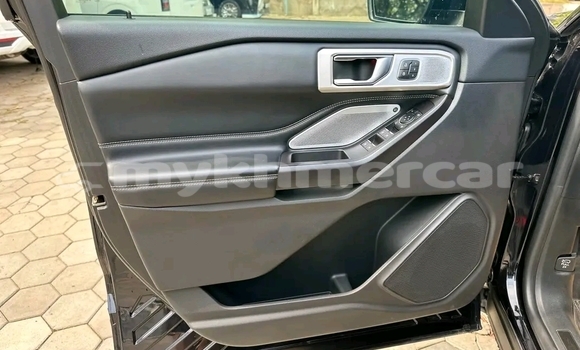 Buy Used Ford Explorer Black Car in Kep in Kep Province Buy Used Ford Explorer Black Car in Kep in Kep Province