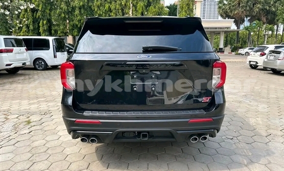 Buy Used Ford Explorer Black Car in Kep in Kep Province Buy Used Ford Explorer Black Car in Kep in Kep Province