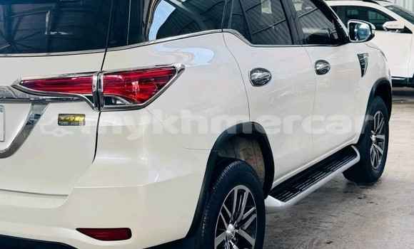 Buy Used Toyota Fortuner White Car in Bavet in Svay Rieng Province Buy Used Toyota Fortuner White Car in Bavet in Svay Rieng Province