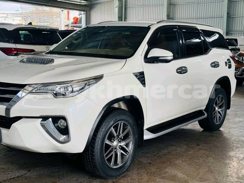 Big with watermark toyota fortuner svay rieng province bavet 9804