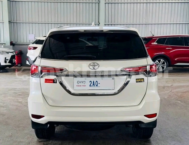 Big with watermark toyota fortuner svay rieng province bavet 9804