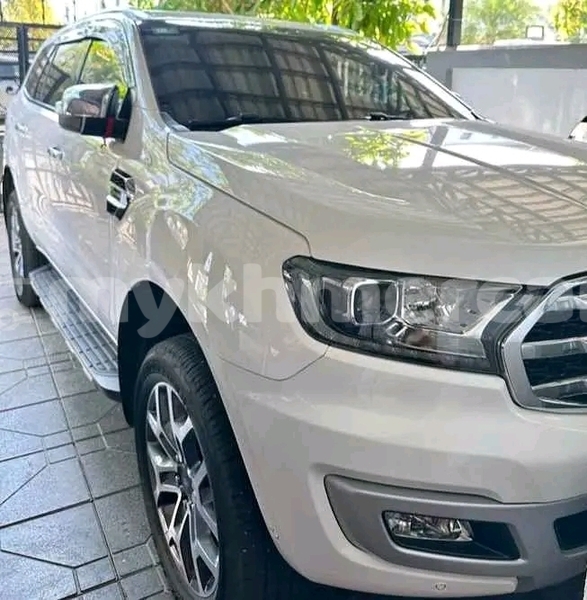 Big with watermark ford everest svay rieng province bavet 9806