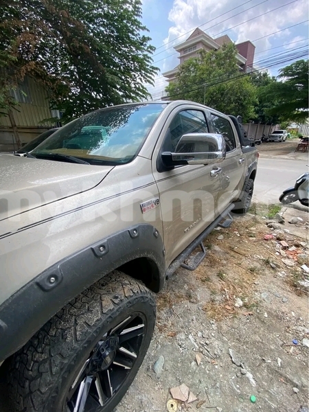 Big with watermark toyota tundra svay rieng province bavet 9807