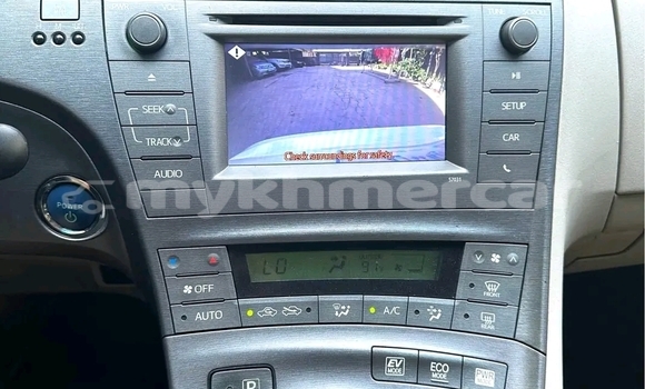 Buy Used Toyota Prius White Car in Bavet in Svay Rieng Province Buy Used Toyota Prius White Car in Bavet in Svay Rieng Province