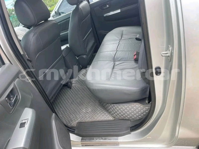 Big with watermark toyota hilux kampong speu province chbar mon 9813