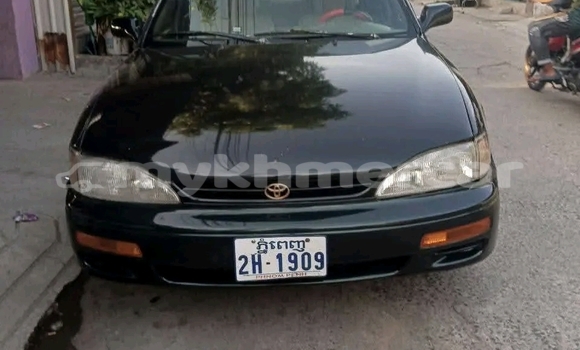 Buy Used Toyota Camry Black Car in Chbar Mon in Kampong Speu Province Buy Used Toyota Camry Black Car in Chbar Mon in Kampong Speu Province