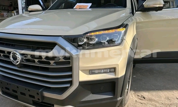 Buy Used ShuangHuan Sceo White Car in Bavet in Svay Rieng Province Buy Used ShuangHuan Sceo White Car in Bavet in Svay Rieng Province