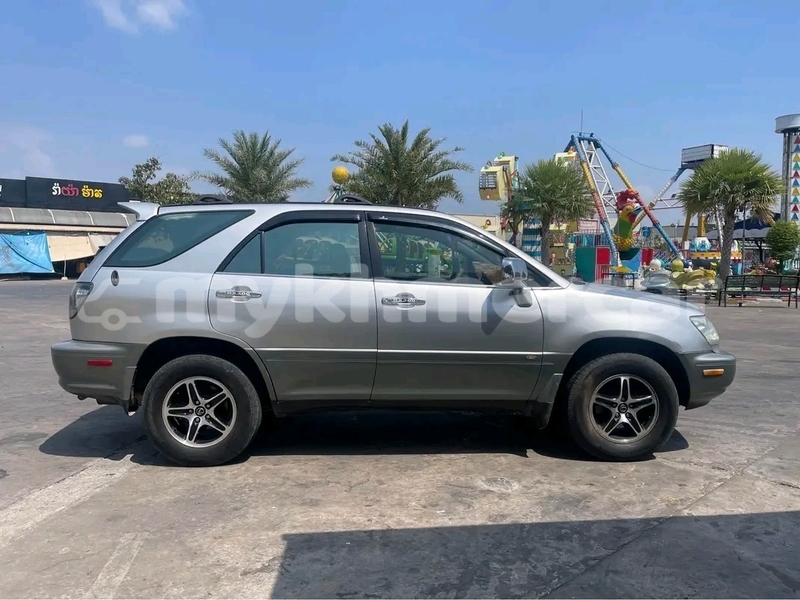 Big with watermark lexus rx 300 svay rieng province bavet 9822