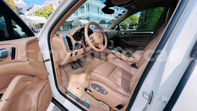 Big with watermark porsche cayenne svay rieng province bavet 9823