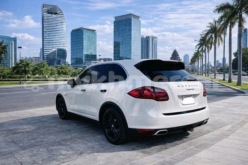 Big with watermark porsche cayenne svay rieng province bavet 9823