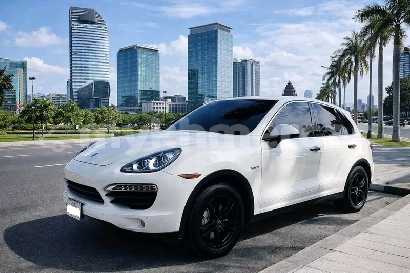Big with watermark porsche cayenne svay rieng province bavet 9823