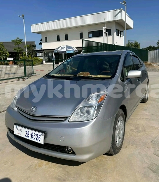 Big with watermark toyota prius svay rieng province bavet 9824