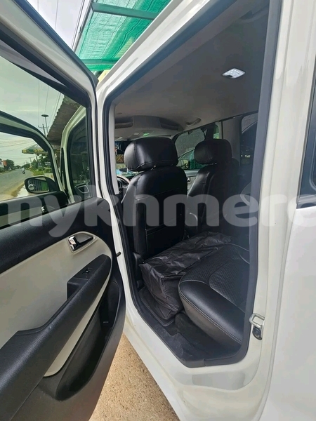 Big with watermark kia ray kampong speu province chbar mon 9827