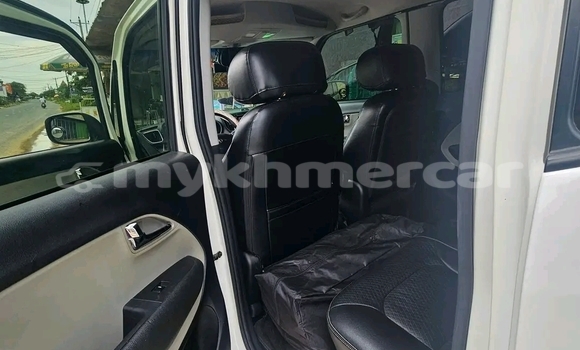 Buy Used Kia Ray White Car in Chbar Mon in Kampong Speu Province