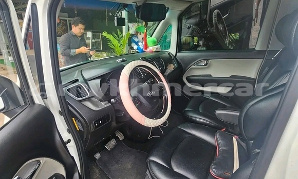 Buy Used Kia Ray White Car in Chbar Mon in Kampong Speu Province Buy Used Kia Ray White Car in Chbar Mon in Kampong Speu Province