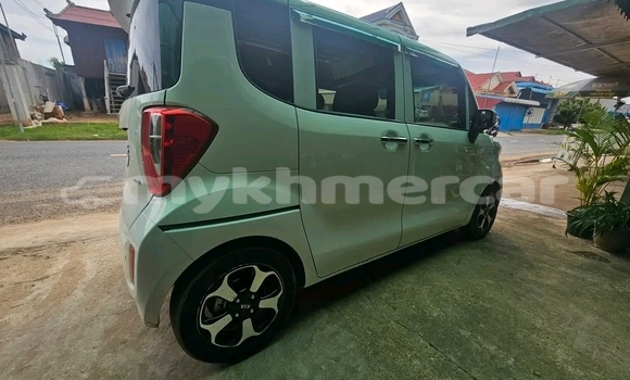 Buy Used Kia Ray White Car in Chbar Mon in Kampong Speu Province Buy Used Kia Ray White Car in Chbar Mon in Kampong Speu Province