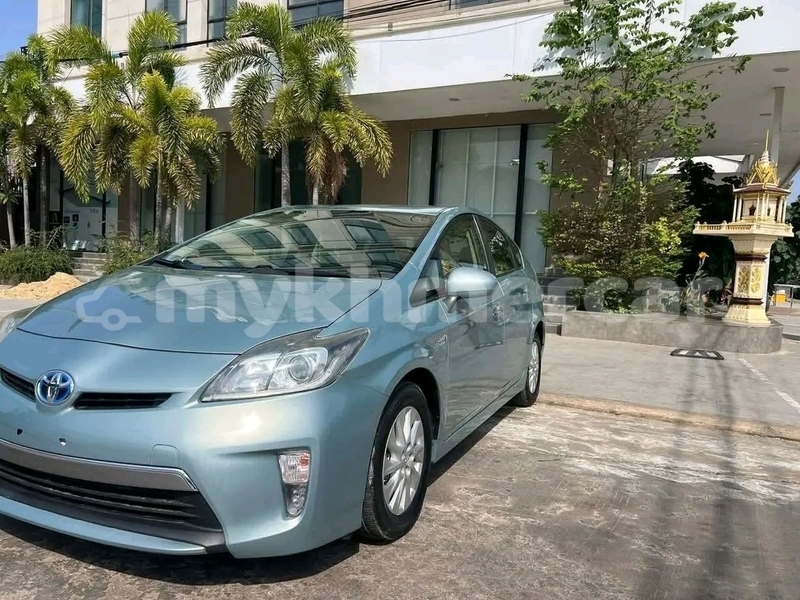 Big with watermark toyota prius svay rieng province bavet 9829