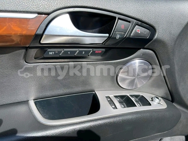 Big with watermark audi q7 svay rieng province bavet 9830