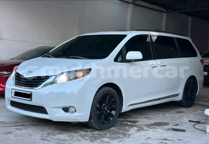Big with watermark toyota sienna svay rieng province bavet 9831
