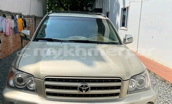 Buy Used Toyota Highlander Other Car in Chbar Mon in Kampong Speu Province Buy Used Toyota Highlander Other Car in Chbar Mon in Kampong Speu Province