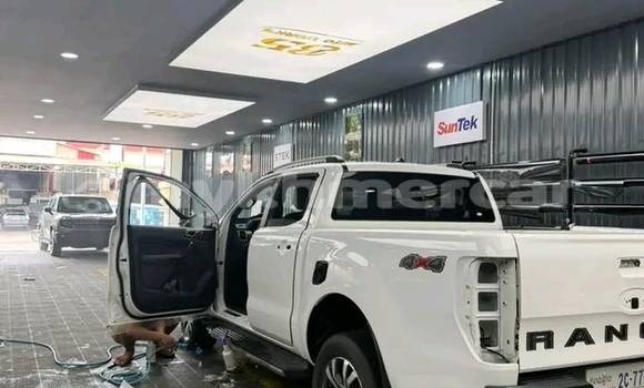 Buy Used Ford Ranger (North America) White Car in Battambang in Battambang Province Buy Used Ford Ranger (North America) White Car in Battambang in Battambang Province