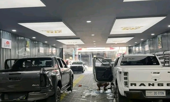 Buy Used Toyota Ractis Black Car in Chbar Mon in Kampong Speu Province Buy Used Toyota Ractis Black Car in Chbar Mon in Kampong Speu Province