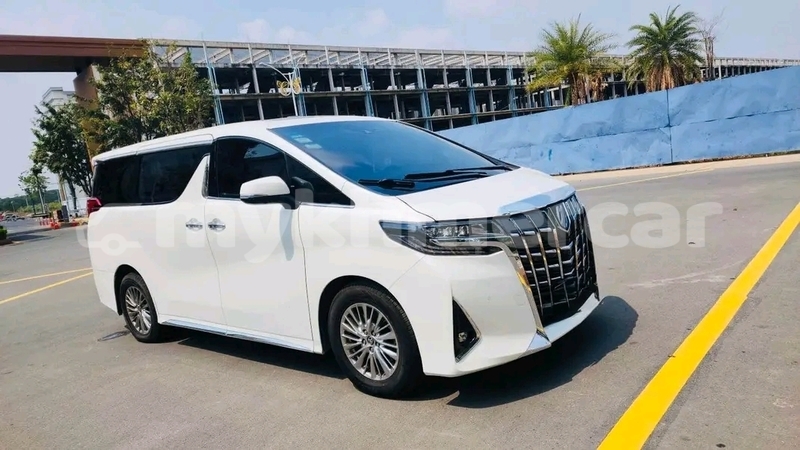 Big with watermark toyota alphard phnom penh phnom penh 9839