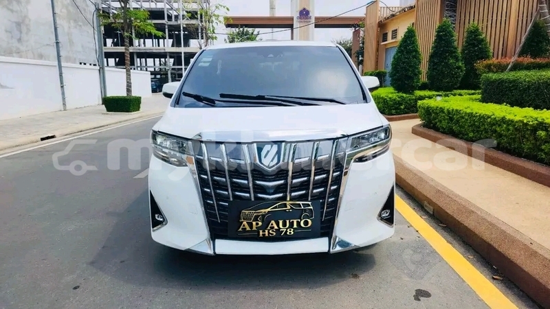 Big with watermark toyota alphard phnom penh phnom penh 9839