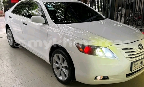Buy Used Toyota Camry White Car in Phnom Penh in Phnom Penh Buy Used Toyota Camry White Car in Phnom Penh in Phnom Penh