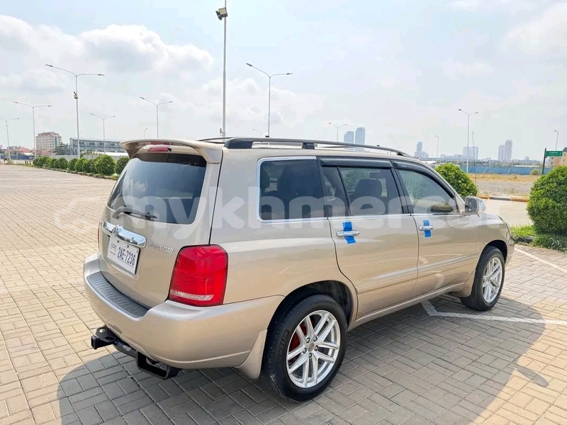 Big with watermark toyota highlander phnom penh phnom penh 9850