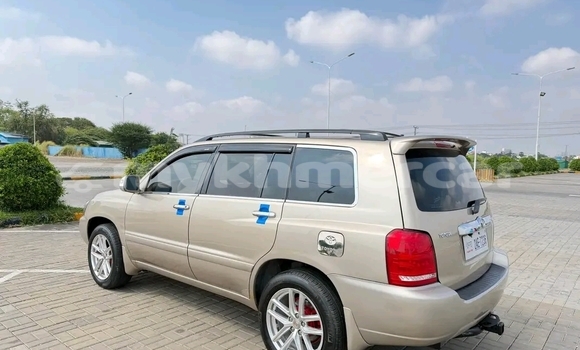 Buy Used Toyota Highlander Other Car in Phnom Penh in Phnom Penh Buy Used Toyota Highlander Other Car in Phnom Penh in Phnom Penh