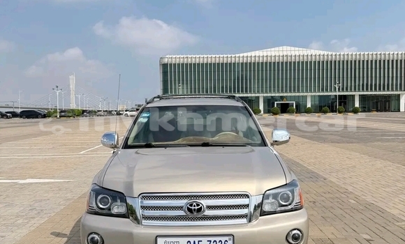 Buy Used Toyota Highlander Other Car in Phnom Penh in Phnom Penh Buy Used Toyota Highlander Other Car in Phnom Penh in Phnom Penh