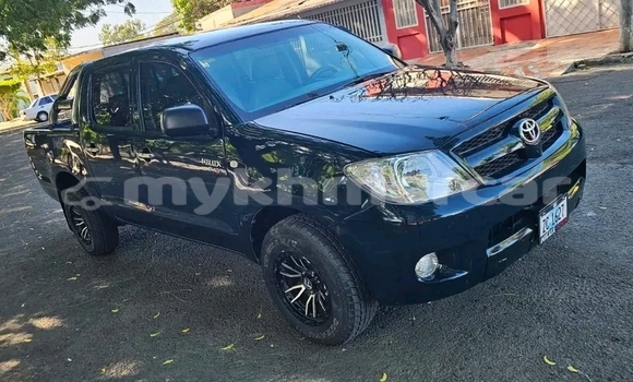 Buy Used Toyota Hilux Black Car in Phnom Penh in Phnom Penh Buy Used Toyota Hilux Black Car in Phnom Penh in Phnom Penh