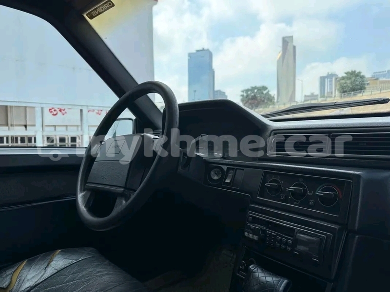 Big with watermark volvo 940 svay rieng province bavet 9858