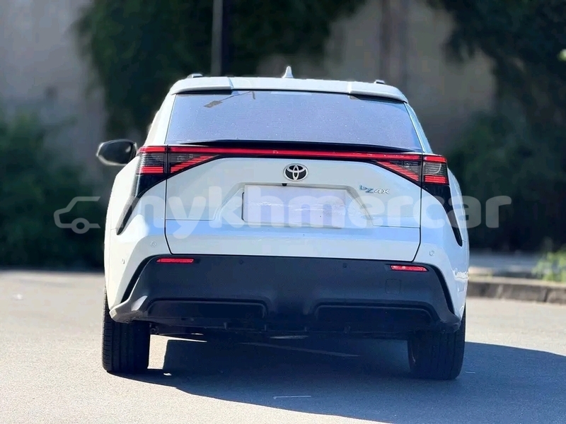 Big with watermark toyota blizzard phnom penh phnom penh 9867