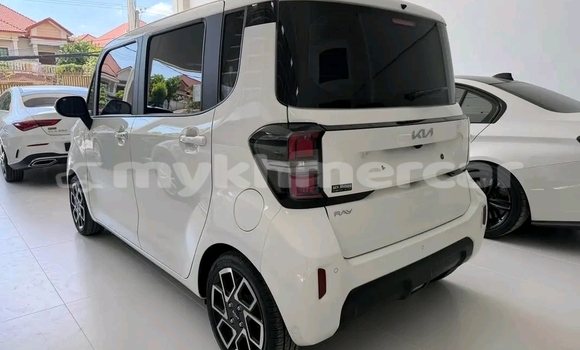 Buy Used Kia Ray White Car in Phnom Penh in Phnom Penh