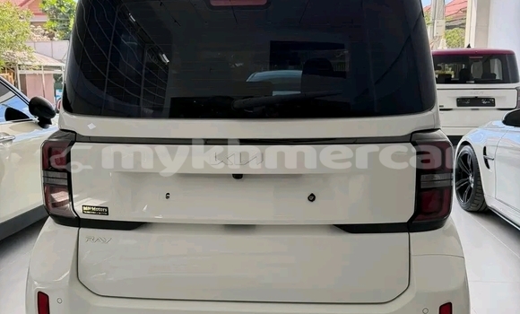 Buy Used Kia Ray White Car in Phnom Penh in Phnom Penh Buy Used Kia Ray White Car in Phnom Penh in Phnom Penh