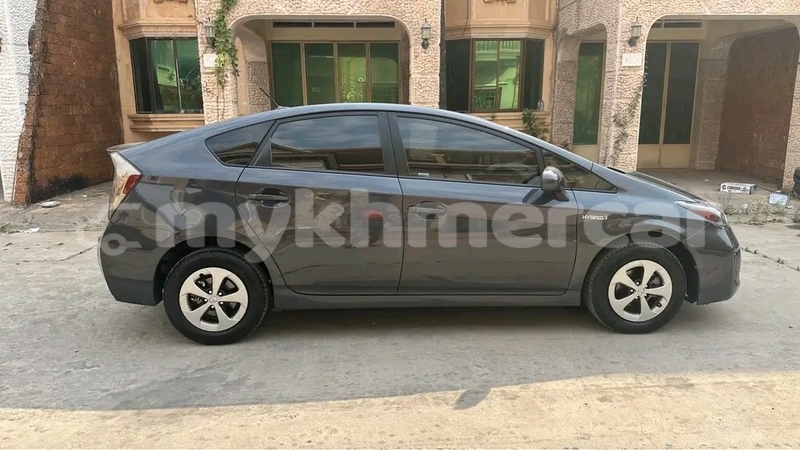 Big with watermark toyota prius phnom penh phnom penh 9871