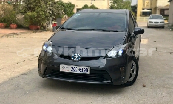Buy Used Toyota Prius Black Car in Phnom Penh in Phnom Penh Buy Used Toyota Prius Black Car in Phnom Penh in Phnom Penh
