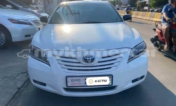 Acheter Occasion Voiture Toyota Camry Blanc à Poipet, Banteay Meanchey Province Acheter Occasion Voiture Toyota Camry Blanc à Poipet, Banteay Meanchey Province
